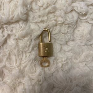 Louis Vuitton Padlock and Key #316